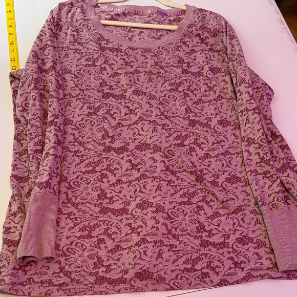 Maurices Mauve Patterned Long Sleeve Top Size 2 - Picture 12 of 13